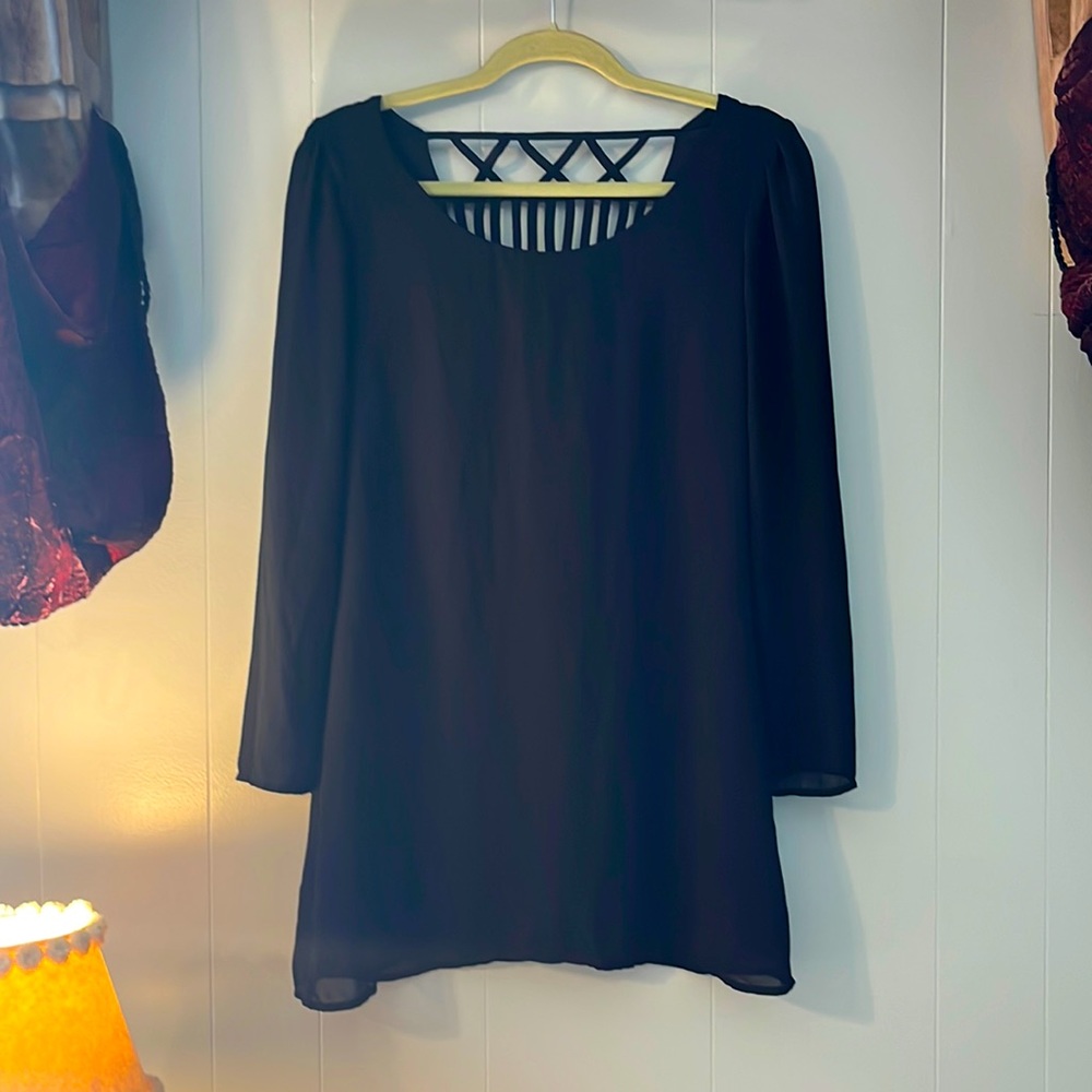 ❤️❤️❤️ WOMEN BLACK SCOOP NECK LONG SHEER SLEEVES DRESS/ X-SMALL